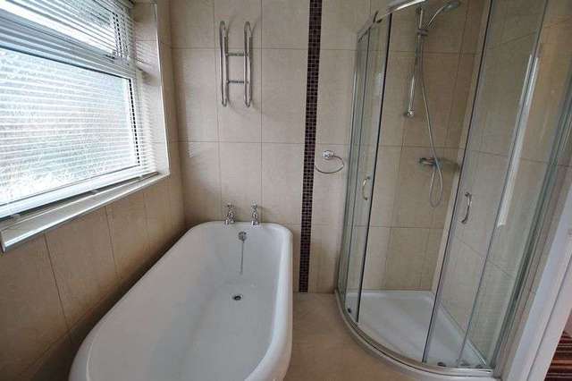  Image of 3 bedroom Semi-Detached house to rent in Oakdale Avenue Willerby Hull HU10 at Oakdale Avenue Willerby Hull, HU10 6BB
