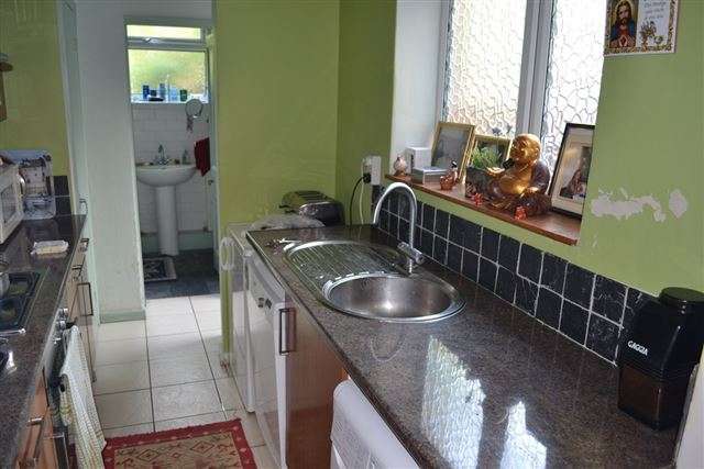  Image of 3 bedroom Terraced house to rent in Offmore Road Kidderminster DY10 at Offmore Road  Kidderminster, DY10 1SD