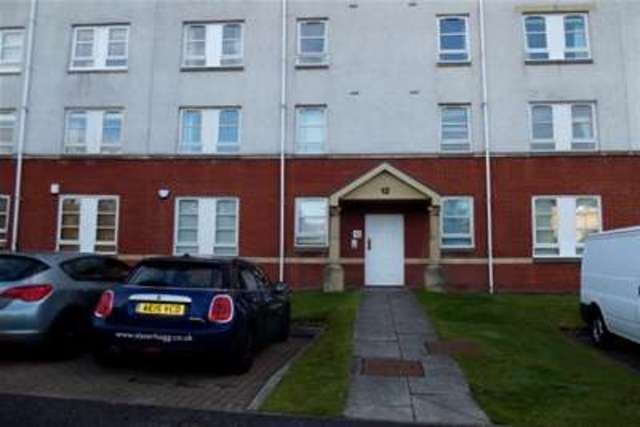  Image of 2 bedroom Flat to rent in Old Castle Gardens Glasgow G44 at Glasgow, G44 4SR