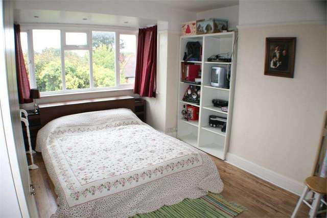  Image of 3 bedroom Semi-Detached house for sale in Old Crossing Road Margate CT9 at Old Crossing Road  Margate, CT9 5JG