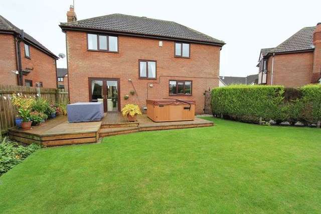  Image of 4 bedroom Detached house for sale in Old Forge Way Skirlaugh Hull HU11 at Old Forge Way Skirlaugh Hull, HU11 5DX