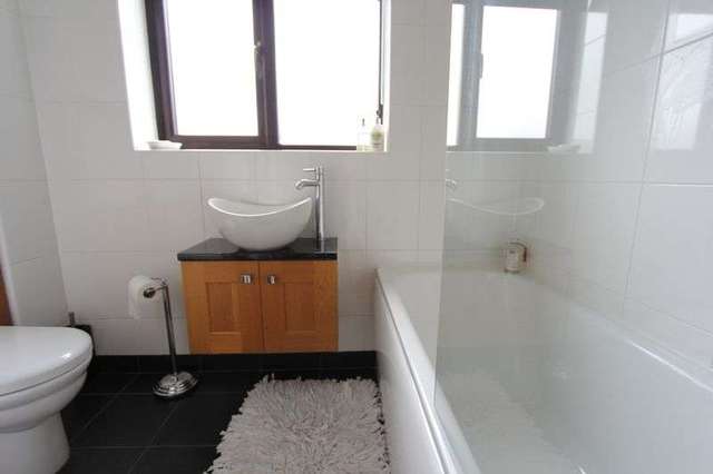  Image of 4 bedroom Detached house for sale in Old Forge Way Skirlaugh Hull HU11 at Old Forge Way Skirlaugh Hull, HU11 5DX