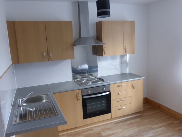  Image of 1 bedroom Apartment to rent in Old Westgate Dewsbury WF13 at South Gate  Dewsbury, WF13 1NF