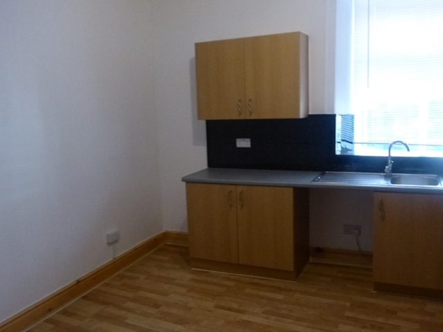  Image of 1 bedroom Apartment to rent in Old Westgate Dewsbury WF13 at South Gate  Dewsbury, WF13 1NF