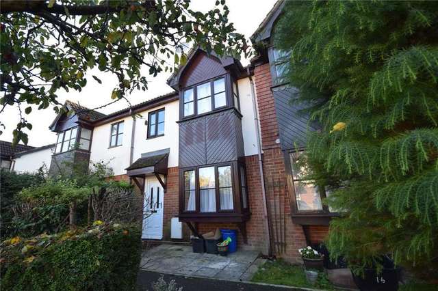  Image of 2 bedroom Terraced house to rent in Orchard Close Wokingham RG40 at Wokingham Berkshire Wokingham, RG40 2EP