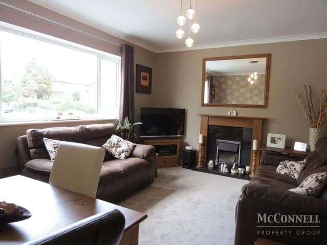  Image of 1 bedroom Flat for sale in Oxford Avenue Southbourne Bournemouth BH6 at Oxford Avenue Southbourne Bournemouth, BH6 5HT