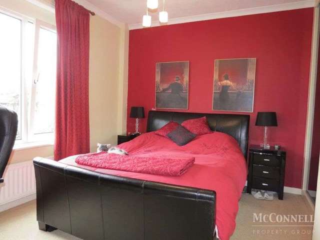  Image of 1 bedroom Flat for sale in Oxford Avenue Southbourne Bournemouth BH6 at Oxford Avenue Southbourne Bournemouth, BH6 5HT