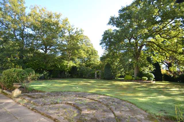  Image of 4 bedroom Detached house to rent in Pachesham Park Leatherhead KT22 at Pachesham Park  Leatherhead, KT22 0DJ