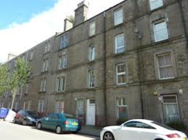  Image of 2 bedroom Flat to rent in Park Avenue Dundee DD4 at Stobswell Dundee Dundee, DD4 6PN