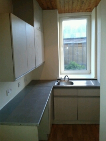  Image of 2 bedroom Flat to rent in Park Avenue Dundee DD4 at Stobswell Dundee Dundee, DD4 6PN