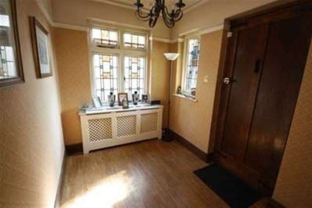  Image of 5 bedroom Semi-Detached house for sale in Park Avenue Woodford Green IG8 at Park Avenue  Woodford Green, IG8 0EU