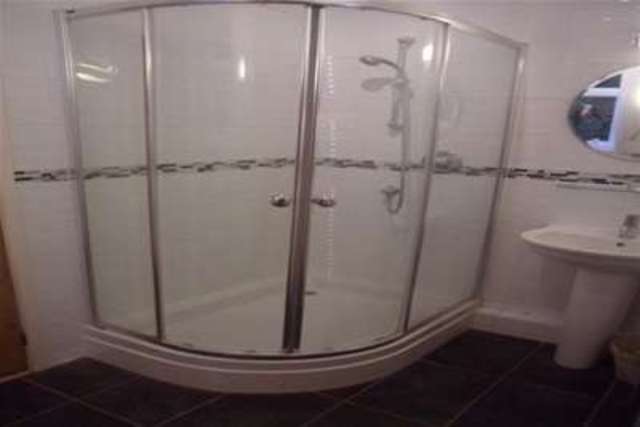  Image of 2 bedroom Flat to rent in Park Valley Nottingham NG7 at Nottingham, NG7 1BS