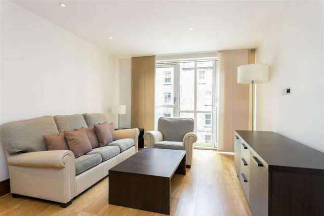  Image of 2 bedroom Apartment to rent in Baker Street London NW1 at Baker Street Baker Street London, NW1 6XE