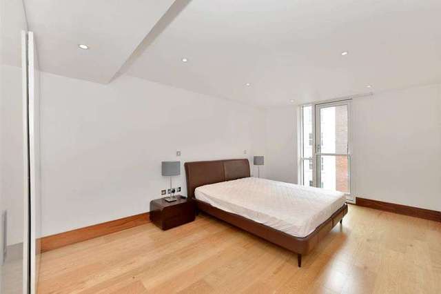 Image of 3 bedroom Apartment to rent in Baker Street London NW1 at Baker Street Baker Street London, NW1 6XE