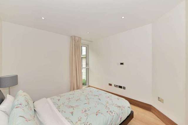  Image of 2 bedroom Apartment to rent in Baker Street London NW1 at Baker Street Baker Street London, NW1 6XE