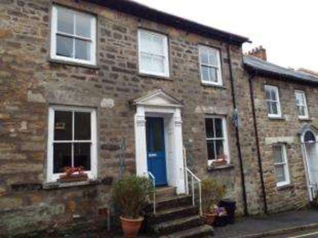  Image of 1 bedroom Flat for sale in St. Thomas Street Penryn TR10 at Penryn Cornwall Penryn, TR10 8JN