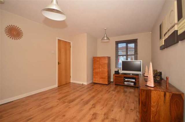  Image of 3 bedroom Terraced house for sale in Peridot Street London E6 at Beckton London Beckton, E6 5LZ