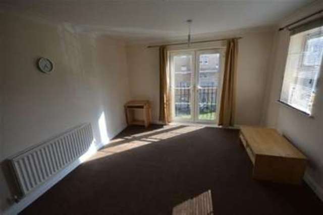  Image of 2 bedroom Flat to rent in Piper Way Ilford IG1 at Piper Way  Ilford, IG1 4DE