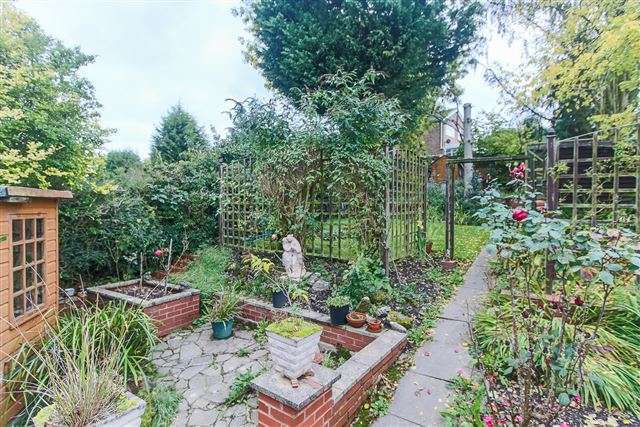  Image of 3 bedroom Detached house for sale in Plymouth Road Batchley Redditch B97 at Plymouth Road  Redditch, B97 4NZ