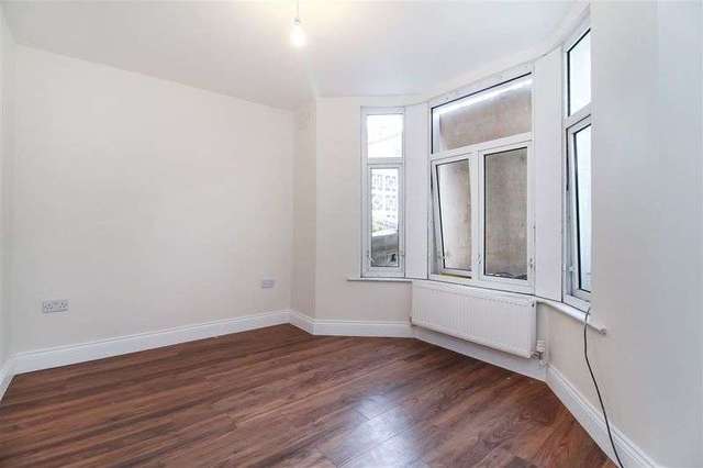  Image of 2 bedroom Flat for sale in Portnall Road London W9 at Portnall Road Maida Vale London, W9 3BB