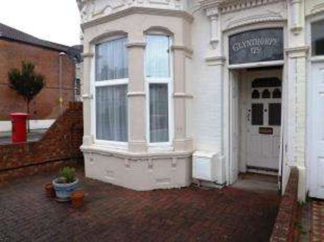  Image of 1 bedroom Flat for sale in Laburnum Grove Portsmouth PO2 at Portsmouth Hampshire North End, PO2 0HE