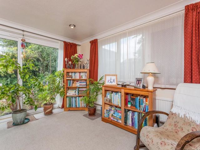  Image of 3 bedroom Bungalow to rent in Potters Park Crescent Forfar DD8 at Forfar Angus Angus, DD8 1HH