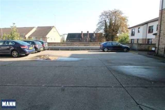  Image of 2 bedroom Maisonette to rent in Priory Road Dartford DA1 at Dartford, DA1 2BY