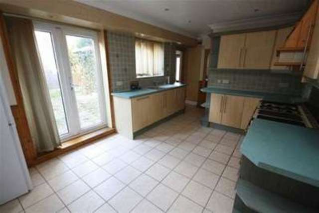  Image of 4 bedroom Semi-Detached house to rent in Purleigh Avenue Woodford Green IG8 at Purleigh Avenue  Woodford Green, IG8 8DS