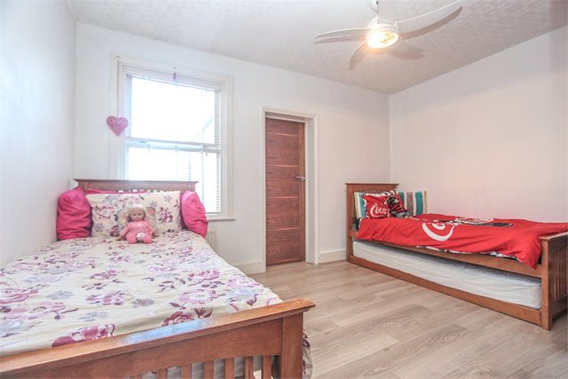  Image of 3 bedroom Terraced house for sale in Queens Avenue Watford WD18 at Watford, WD18 7NS