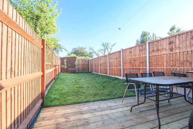  Image of 3 bedroom Terraced house for sale in Queens Avenue Watford WD18 at Watford, WD18 7NS