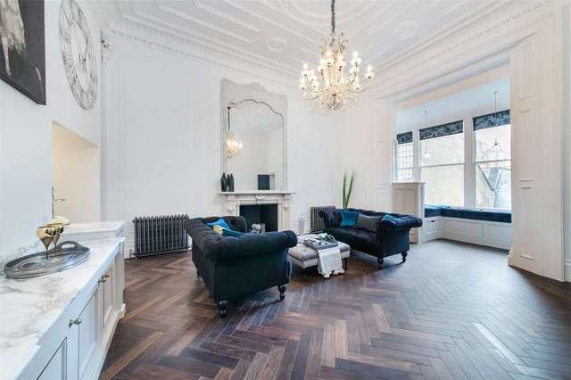  Image of Flat for sale in Queen's Gate London SW7 at London  Gloucester Road, SW7 5HR
