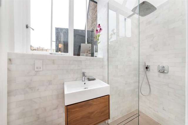  Image of Flat for sale in Queen's Gate London SW7 at London  Gloucester Road, SW7 5HR