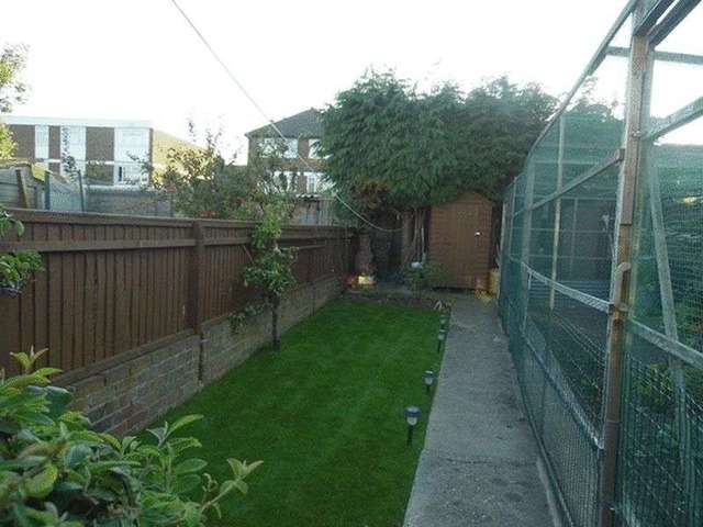  Image of 2 bedroom Semi-Detached house for sale in Queens Road Croydon CR0 at Queens Road  CROYDON, CR0 2PT