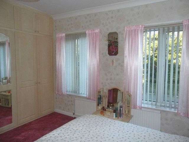  Image of 2 bedroom Semi-Detached house for sale in Queens Road Croydon CR0 at Queens Road  CROYDON, CR0 2PT