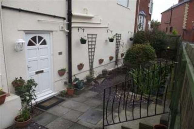  Image of 2 bedroom Flat to rent in Queens Road Southport PR9 at Southport, PR9 9HN