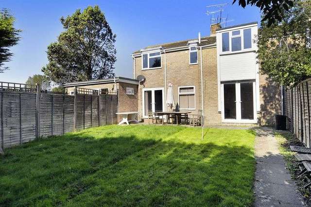  Image of 5 bedroom Semi-Detached house for sale in Raglan Avenue Worthing BN13 at Raglan Avenue  Worthing, BN13 2AW