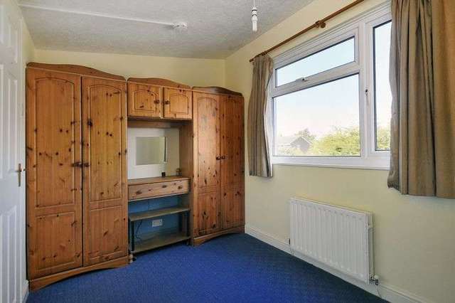  Image of 5 bedroom Semi-Detached house for sale in Raglan Avenue Worthing BN13 at Raglan Avenue  Worthing, BN13 2AW
