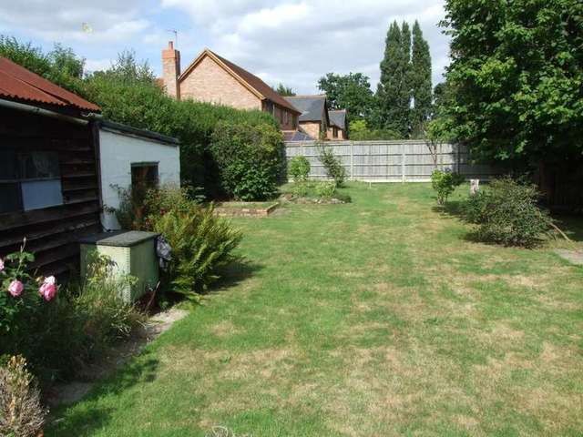  Image of 4 bedroom Detached house for sale in Reading Road Winnersh Wokingham RG41 at Winnersh Wokingham Winnersh, RG41 5HJ
