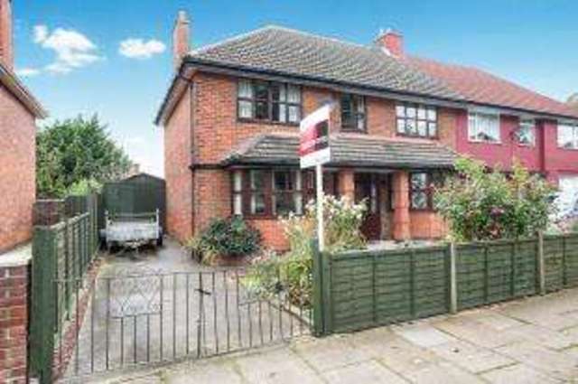  Image of 5 bedroom Semi-Detached house for sale in Richmond Drive Skegness PE25 at Skegness Lincolnshire Skegness, PE25 3PQ
