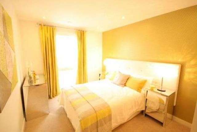  Image of 2 bedroom Flat to rent in Railway Terrace Slough SL2 at Railway Terrace  Slough, SL2 5BY