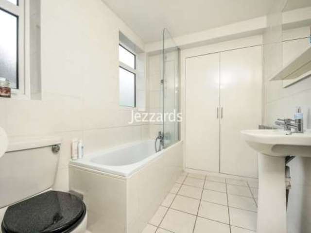  Image of 4 bedroom Detached house for sale in Rydal Gardens Hounslow TW3 at Hounslow, TW3 2JH