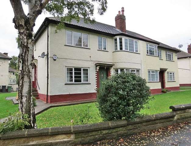  Image of 2 bedroom Flat to rent in Sandringham Crescent Moortown Leeds LS17 at Leeds LS17 Leeds, LS17 8DE