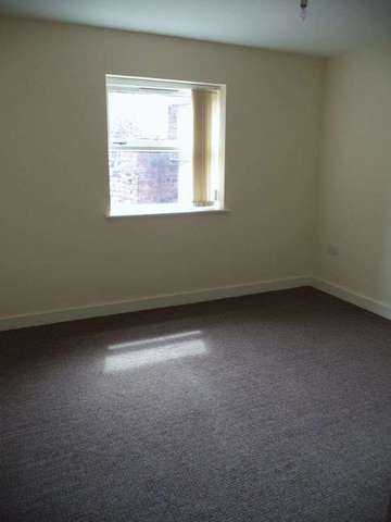  Image of 2 bedroom Flat to rent in Sandringham Road Seaforth Liverpool L22 at Sandringham Road Waterloo Liverpool, L22 1RW