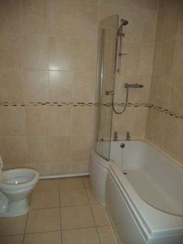  Image of 2 bedroom Flat to rent in Sandringham Road Seaforth Liverpool L22 at Sandringham Road Waterloo Liverpool, L22 1RW