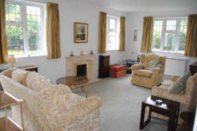  Image of 2 bedroom Bungalow for sale in Send Hill Send Woking GU23 at Send Woking Send, GU23 7HR