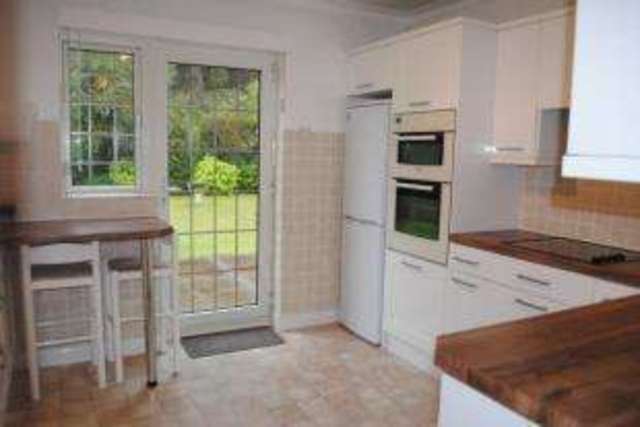 Image of 2 bedroom Bungalow for sale in Send Hill Send Woking GU23 at Send Woking Send, GU23 7HR