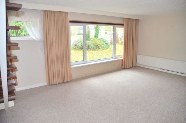  Image of 5 bedroom Detached house for sale in Shaftesbury Avenue Lincoln LN6 at Shaftesbury Avenue Forest Park Lincoln, LN6 0QN