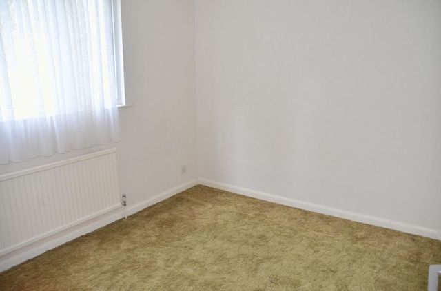  Image of 5 bedroom Detached house for sale in Shaftesbury Avenue Lincoln LN6 at Shaftesbury Avenue Forest Park Lincoln, LN6 0QN