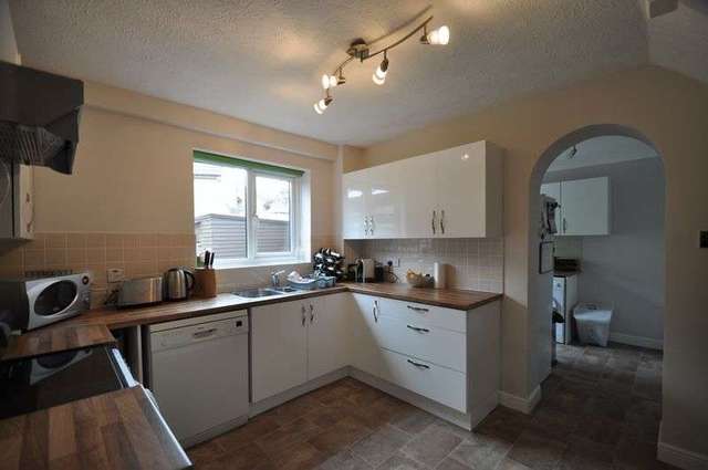  Image of 4 bedroom Detached house for sale in Shetland Way Fleet GU51 at Shetland Way  Fleet, GU51 2UD