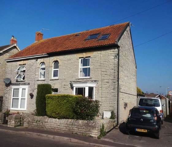  Image of 3 bedroom Detached house for sale in Silver Road Street BA16 at Silver Road  Street, BA16 0JP